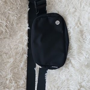 Lululemon belt bag